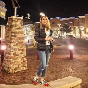 Meet your Posher, Sanaz